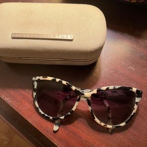 Stella McCartney Cat eye tortoise sunglasses